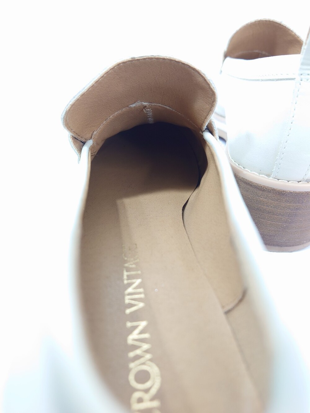 Crown Vintage Ivory Leather Penny Loafers Block Heel Size 9.5M - Picture 8 of 9
